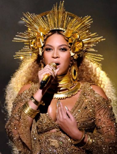 Doctors Forbid Beyonce Performing At Coachella 2017