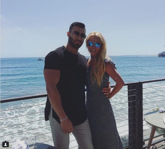 Beach Date Of Britney Spears And Sam Asghari
