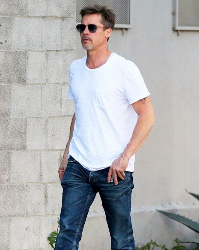 Brad Pitt Boasts His New Tattoo