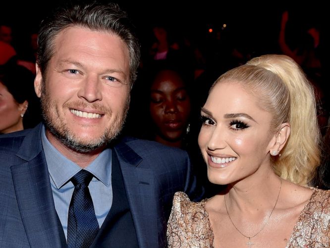 Gwen Stefani Cheers Blake Shelton After The Voice Finale