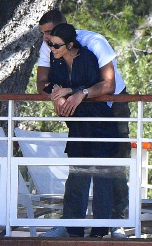 Scott Disick Wants To Stir Up Drama With Kourtney Kardashian