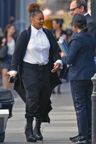 Janet Jackson Lost Weight, Was Spotted Near The Courthouse 
