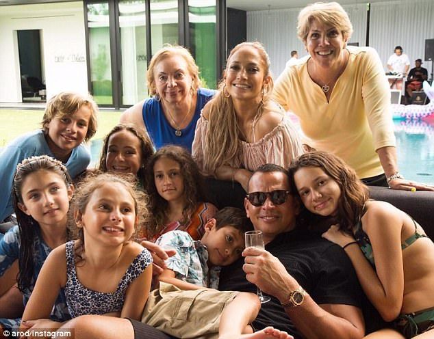 Children Of Jennifer Lopez And Alex Rodriguez Have Starry Stylists â€“ Their Parents!