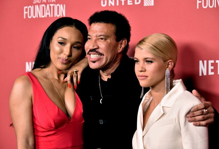 How Does Lionel Richie React To His Daughter's Dating Life?