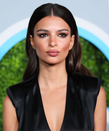 Emily Ratajkowski showed the most candid swimsuit