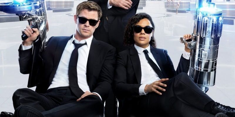 Appeared the first 'Man in Black' video trailer 