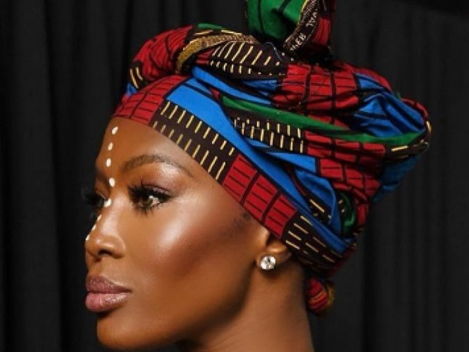 Naomi Campbell showed a photo without a wig