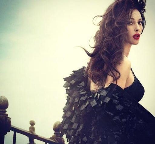 Monica Bellucci posed in the black top