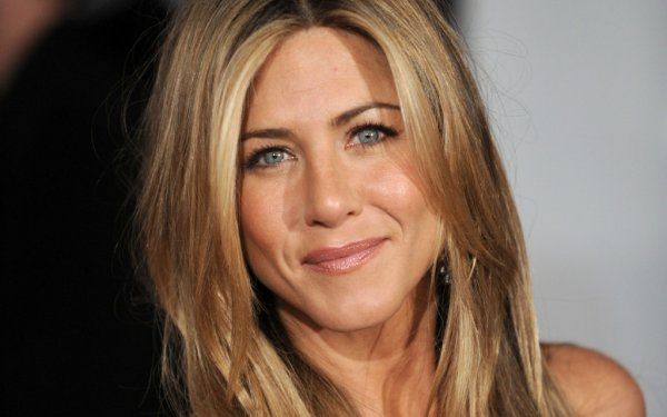 Jennifer Aniston commented the rumors of a first pregnancy