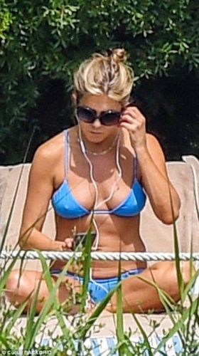 Jennifer Aniston struck her figure in a swimsuit on the set of a new film