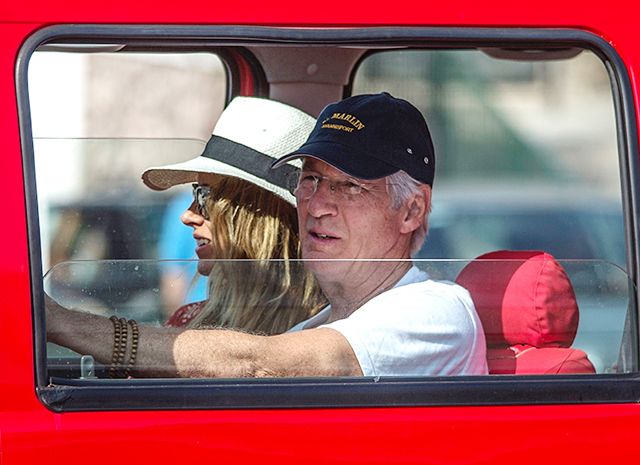 Richard Gere and his wife are resting on Capri