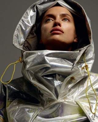 Irina Sheik impressed with an original photoshoot