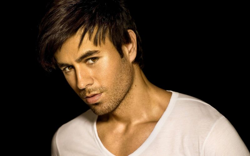 Enrique Iglesias showed a grown-up son