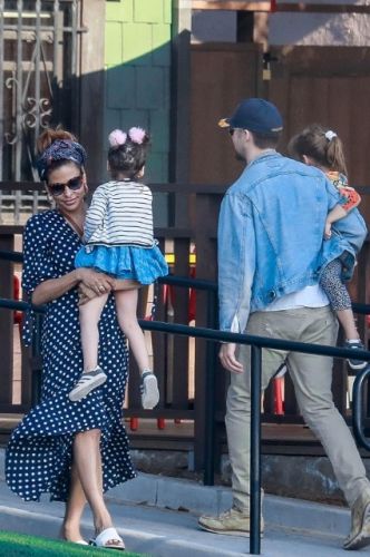 Eva Mendez and Ryan Gosling spend time with children