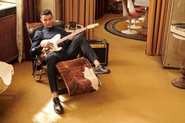 Cristiano Ronaldo considers himself a legend