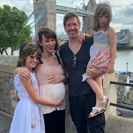 Milla Jovovich with husband celebrates 10th wedding anniversary