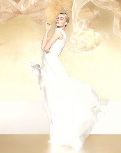 Margot Robbie introduced a new fragrance from Chanel