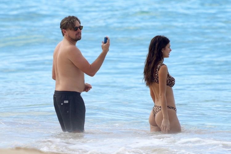 Leonardo DiCaprio took a young girlfriend to an exotic island