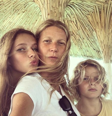 Gwyneth Paltrow presented her 14-year-old son with a mosaic depicting a woman's breasts