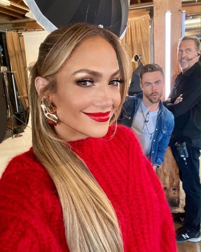 50-year-old Jennifer Lopez shines in a spicy photoshoot