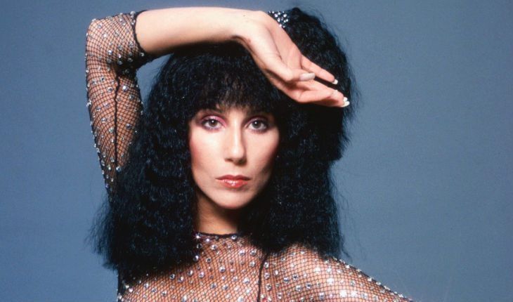 Cher told how an unknown man tried to kill her after a concert