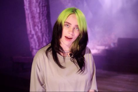 Billie Eilish hurt herself with diet pills 