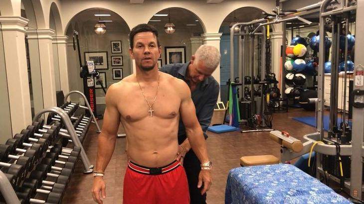 Mark Wahlberg gained 13 kilos