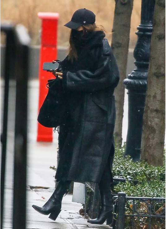 Irina Shayk walks around New York in the most practical look possible