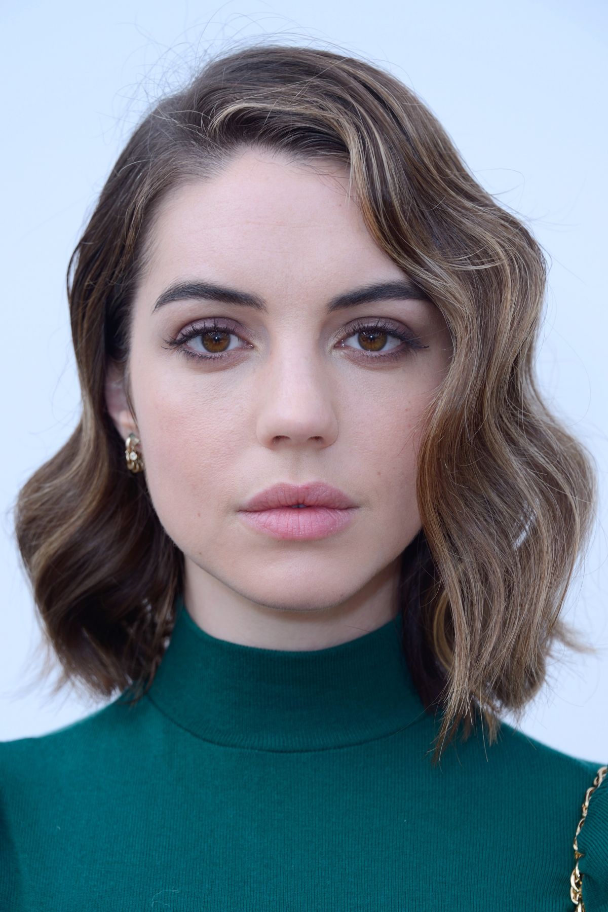 Adelaide Kane, photo #1018381