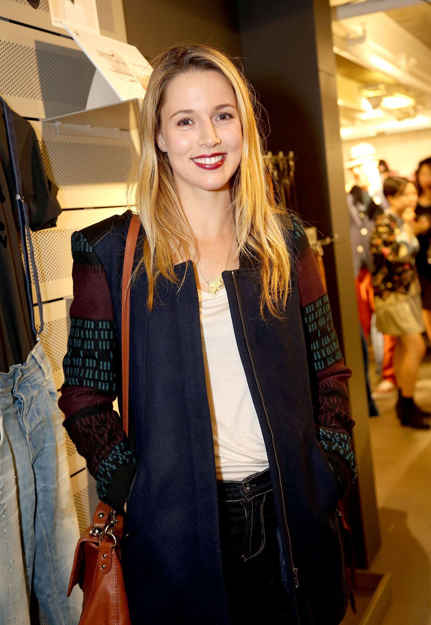 Alona Tal, photo #637720