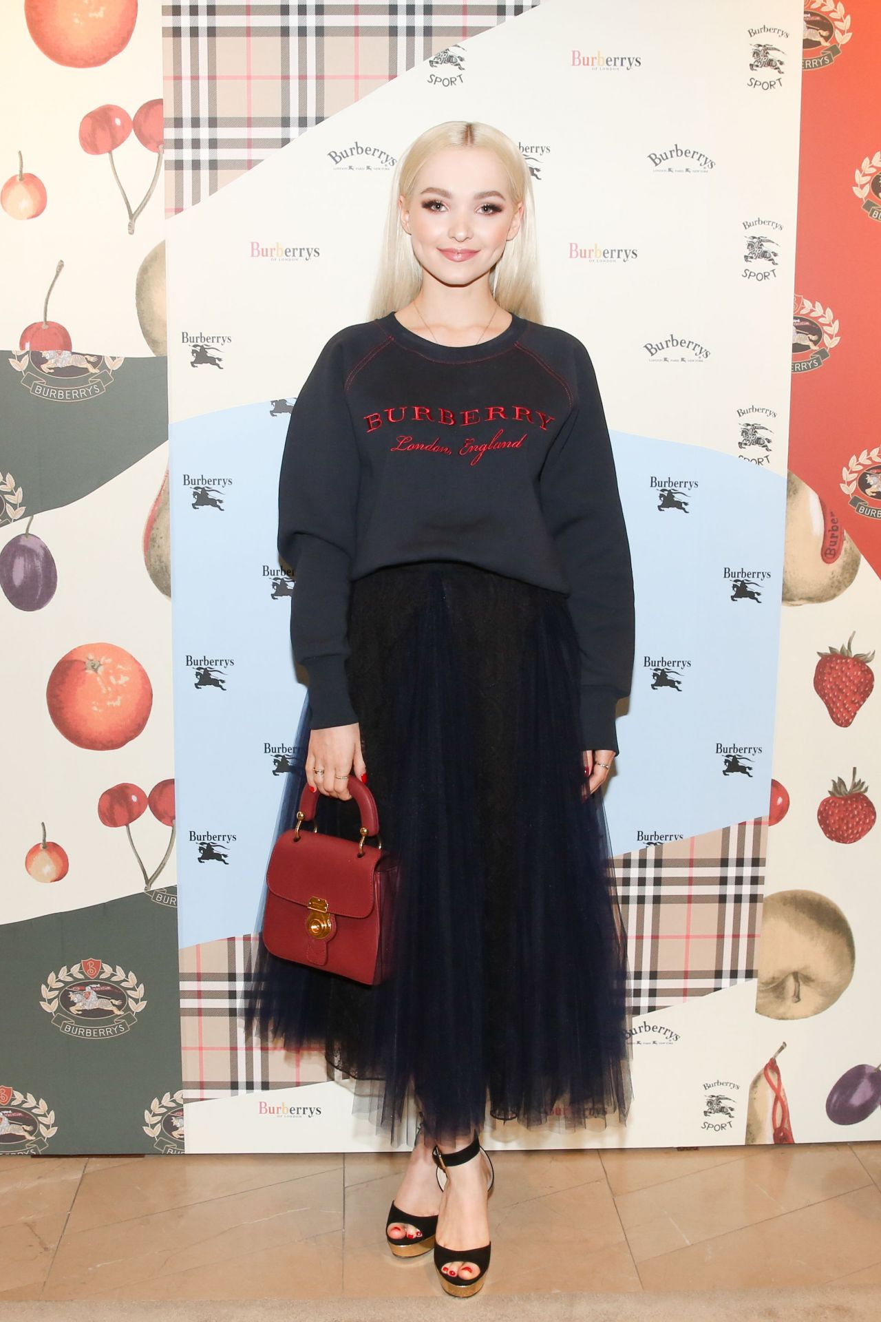 Dove Cameron, photo #1030605