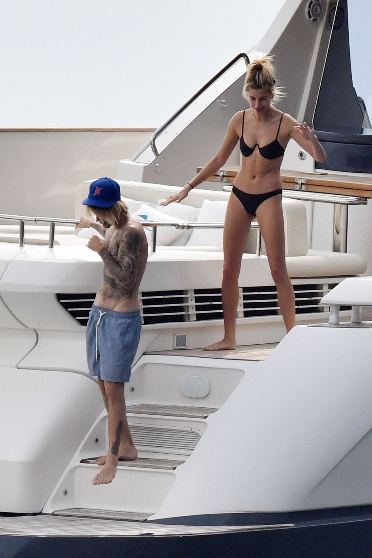 Hailey Baldwin, photo #1069747