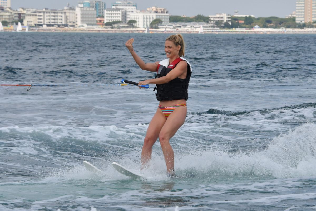 Michelle Hunziker, photo #1050160