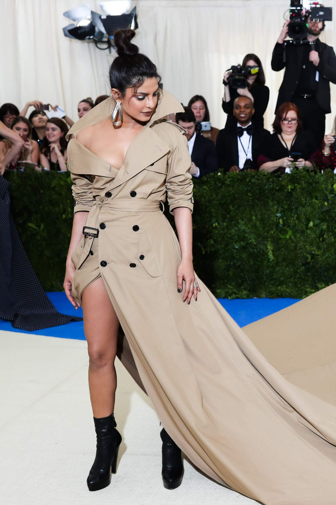 Priyanka Chopra, photo #929888