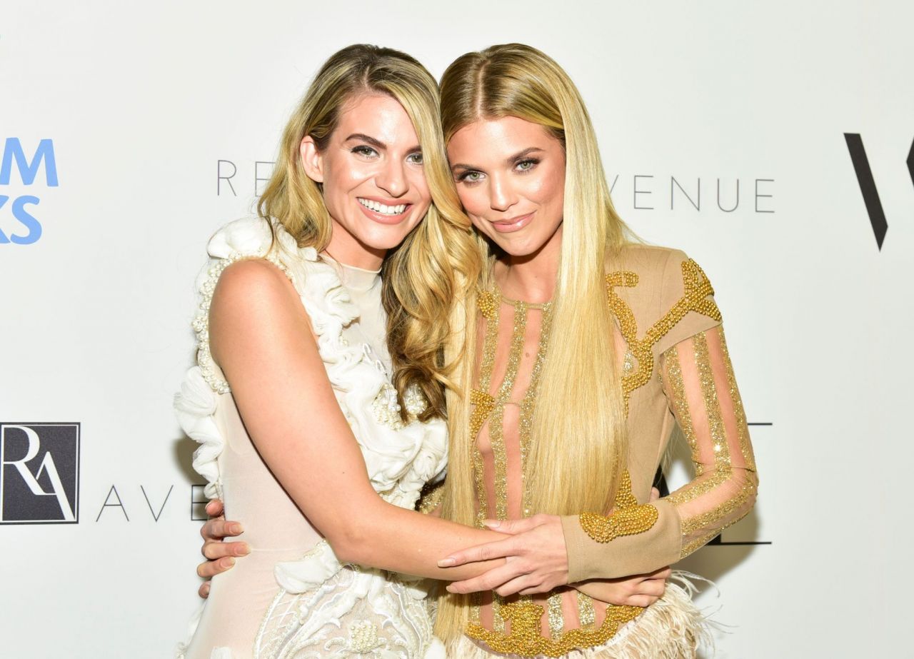 Rachel McCord, photo #1072562
