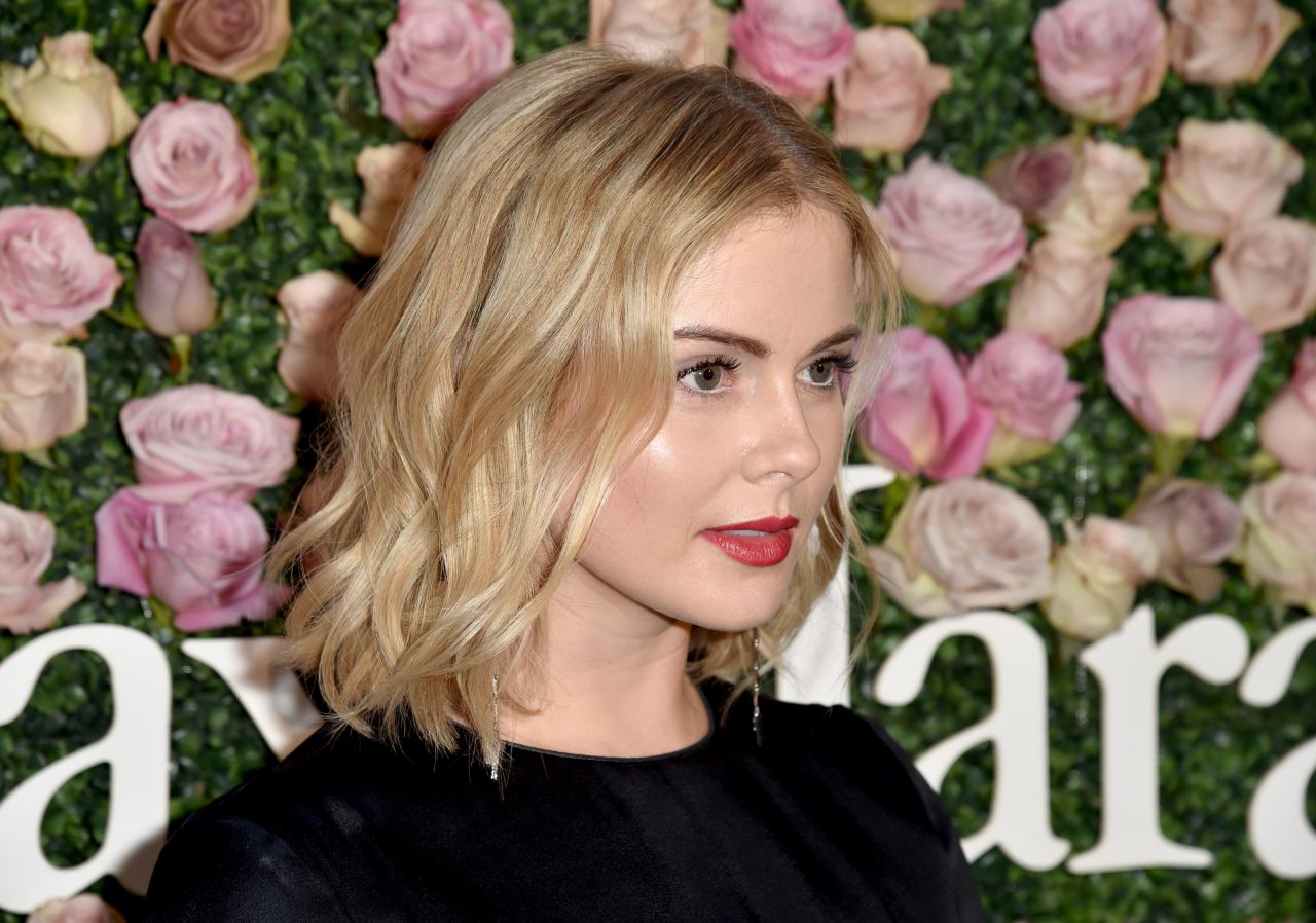 Rose McIver, photo #947998